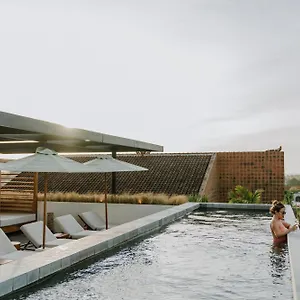 The Komu Bali Чангу
